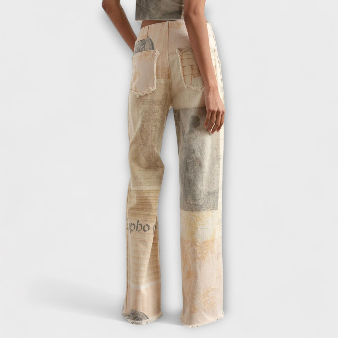 Rhea – Jeans a gamba larga stampate con un tocco vintage